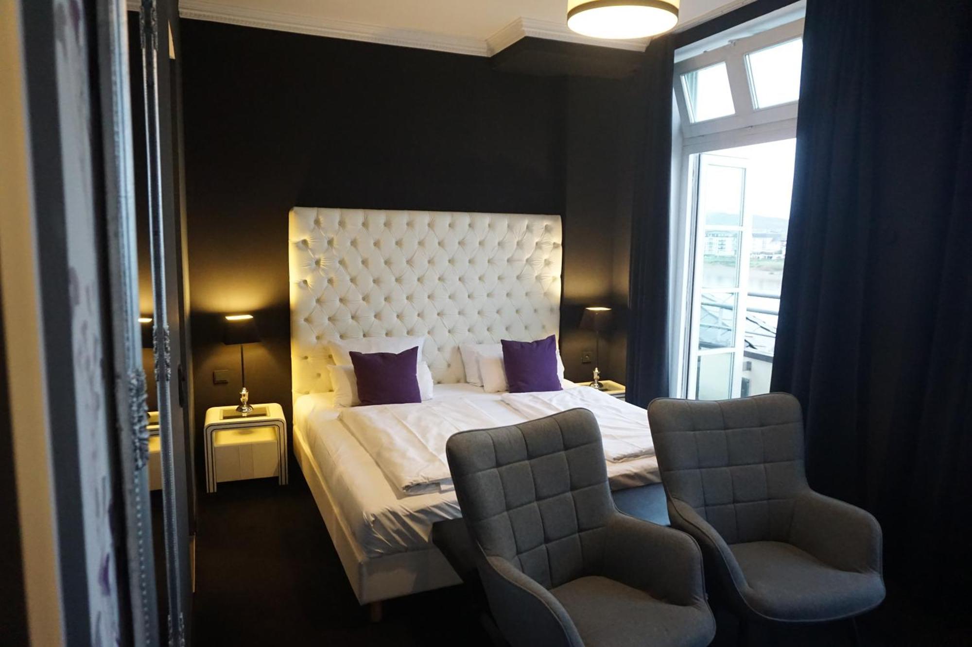 Hotel Bucheneck Linz am Rhein Exterior photo
